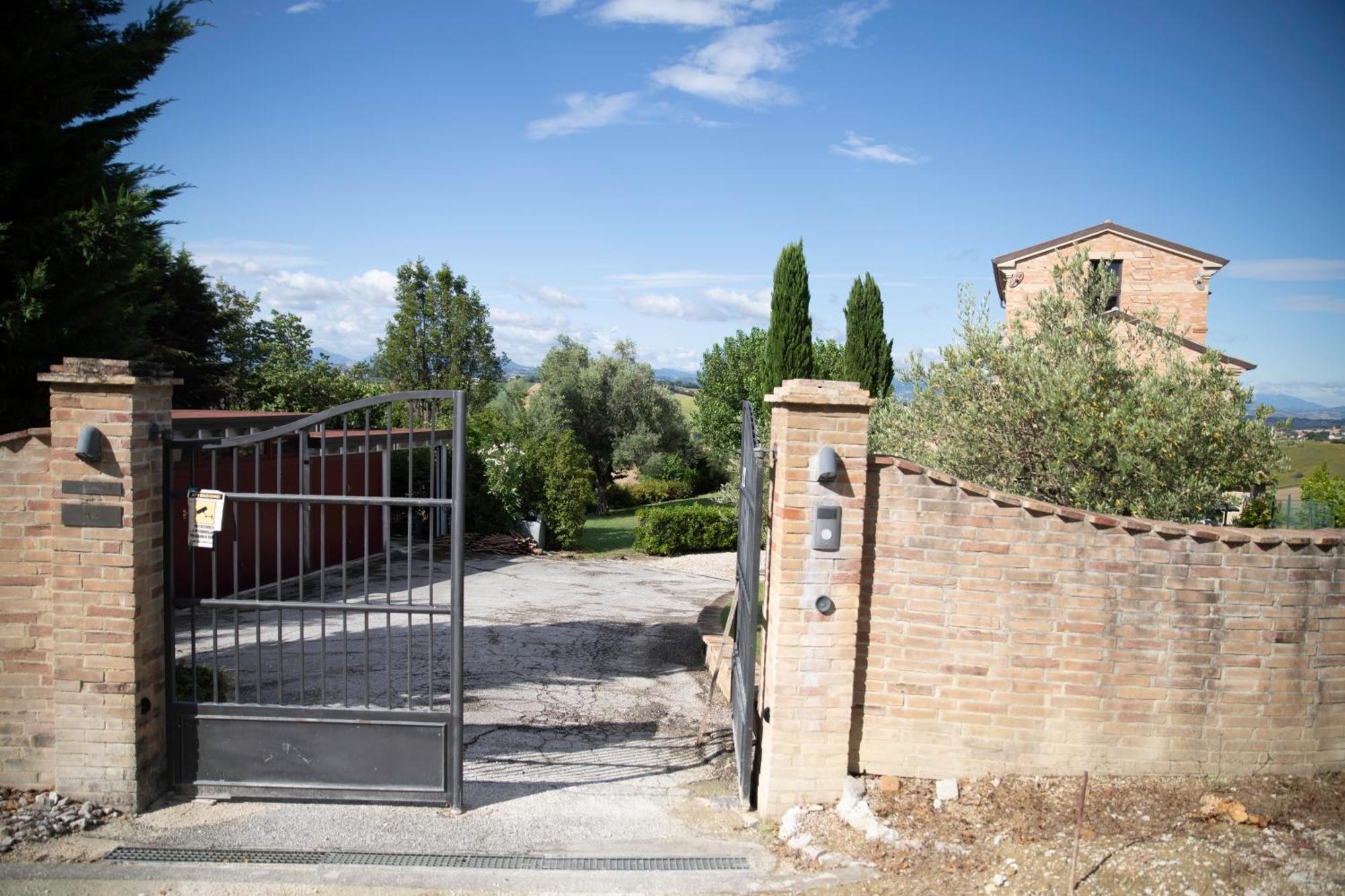 Casali Marchigiani - Ville Vacanza Private Con Piscina Ostra エクステリア 写真