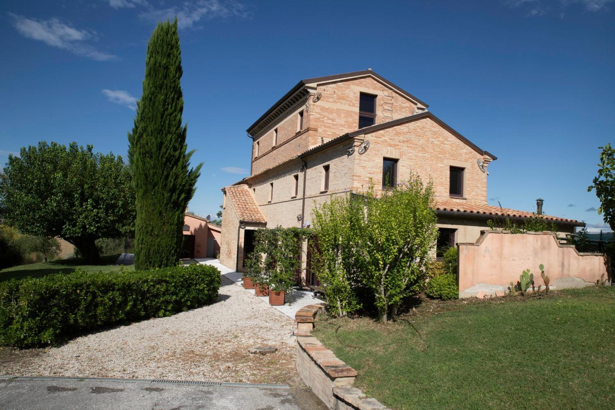 Casali Marchigiani - Ville Vacanza Private Con Piscina Ostra エクステリア 写真