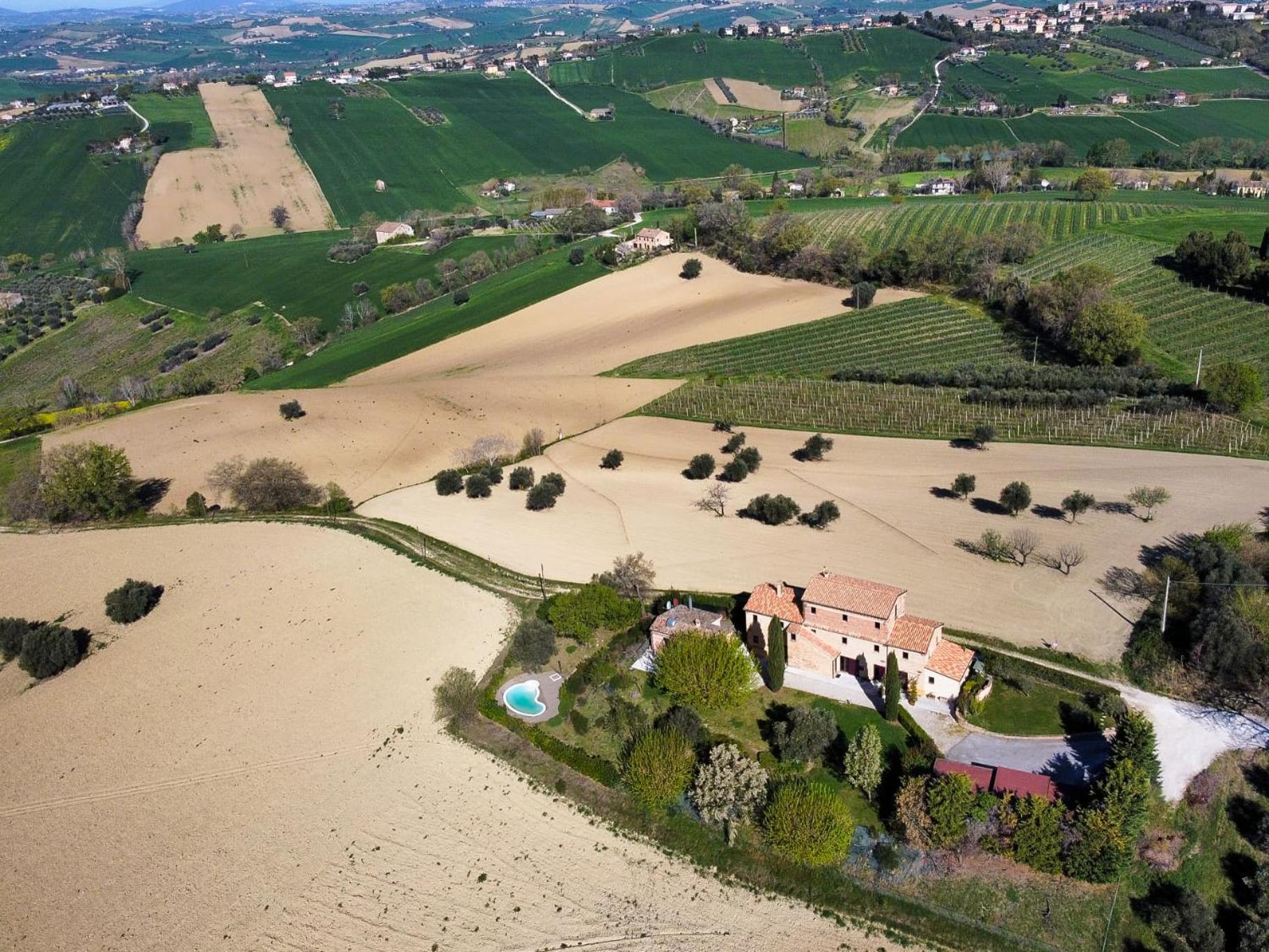 Casali Marchigiani - Ville Vacanza Private Con Piscina Ostra エクステリア 写真